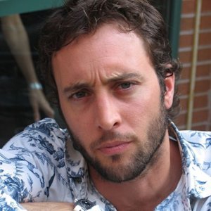 (image for) Alex O'Loughlin