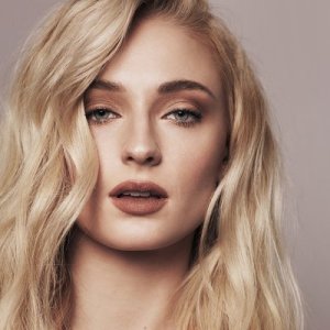Sophie Turner (image for) Sophie Turner