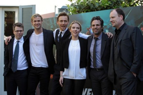 (image for) Avengers Marvel #0123 - 8x12 inch