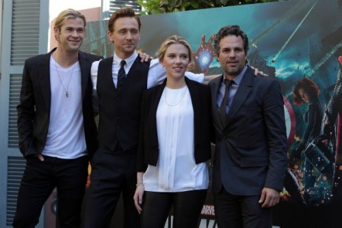 (image for) Avengers Marvel #0125 - 8x12 inch