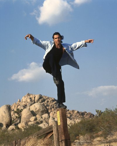 (image for) Adrian Paul #0136