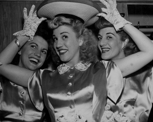 (image for) The Andrew Sisters #0039