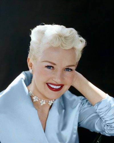 (image for) Betty Grable #0148 - COLORIZED