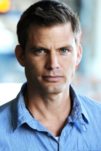 (image for) Casper van Dien #0333 - 8x12 inch
