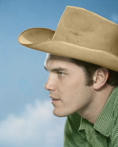 (image for) Jeffrey Hunter #0090 - COLORIZED