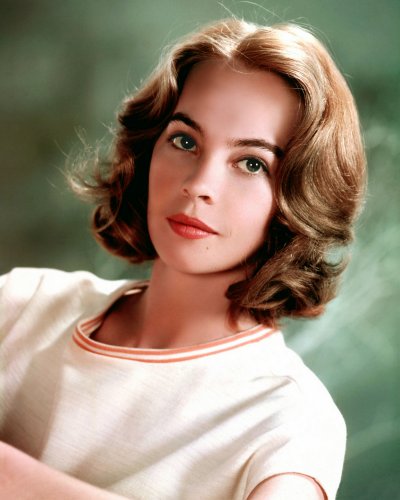 (image for) Leslie Caron #0029 - COLORIZED