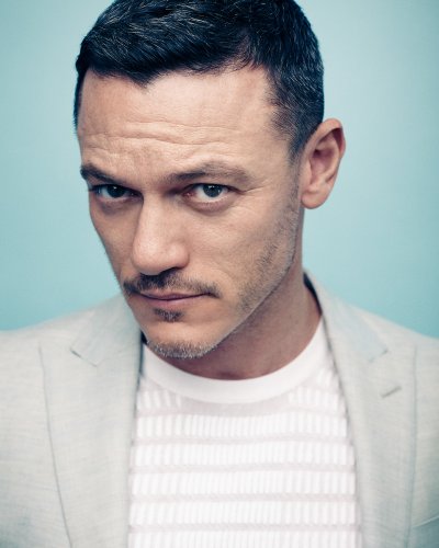 (image for) Luke Evans #0536