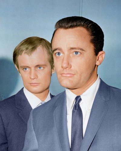 (image for) David mcCallum - Robert Vaughn - man from UNCLE #0003 - COLORIZED
