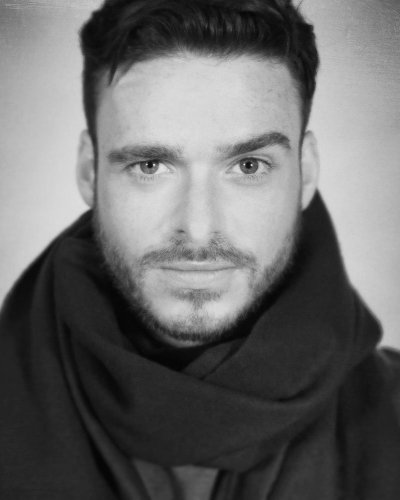 (image for) Richard Madden #0098