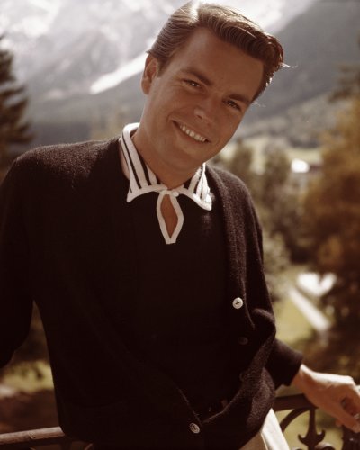 (image for) Robert Wagner #0144