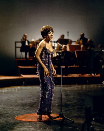 (image for) Shirley Bassey #0202
