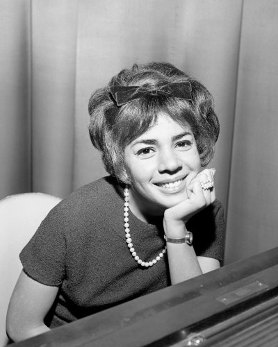 (image for) Shirley Bassey #0206