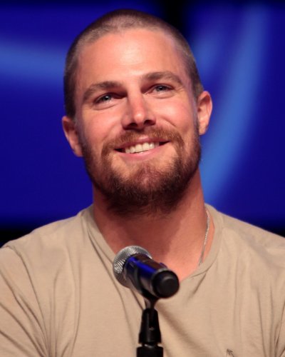 (image for) Stephen Amell #0427