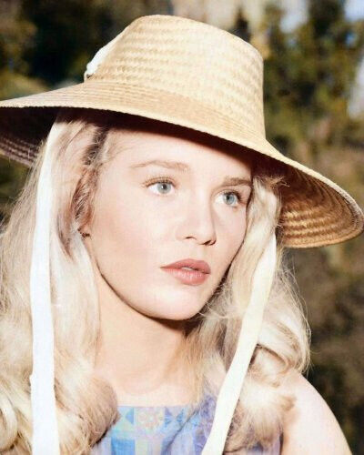 (image for) Tuesday Weld #0010 - COLORIZED