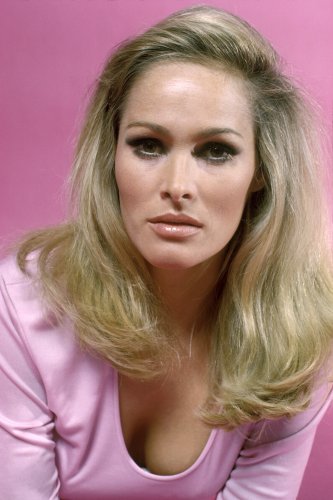 (image for) Ursula Andress #0006 - 8x12 inch
