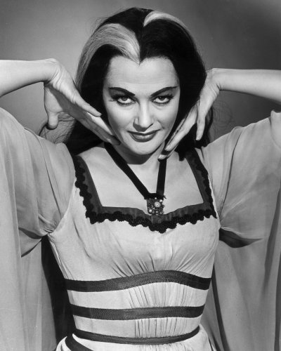 (image for) Yvonne de Carlo #0003