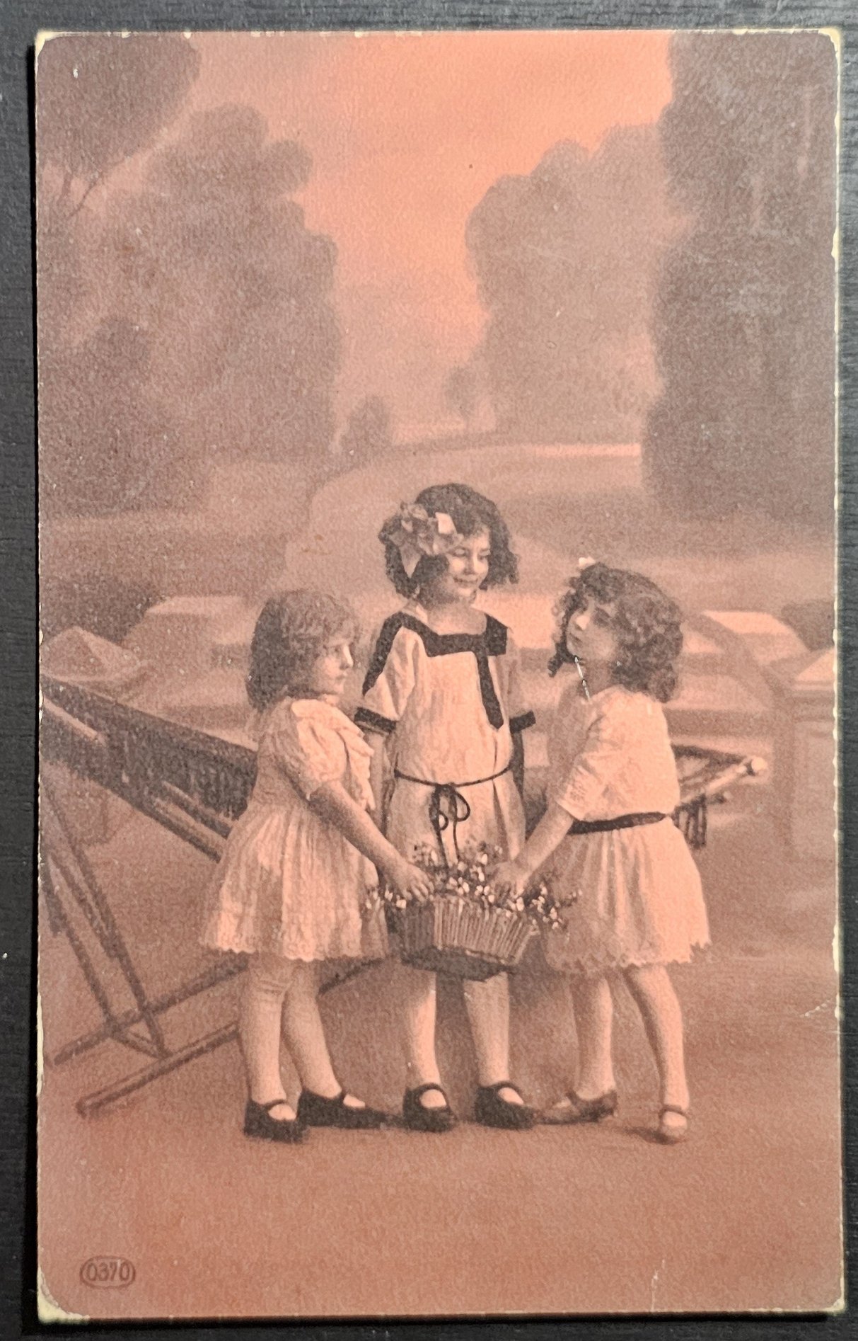 (image for) postcard subject: Child #0005